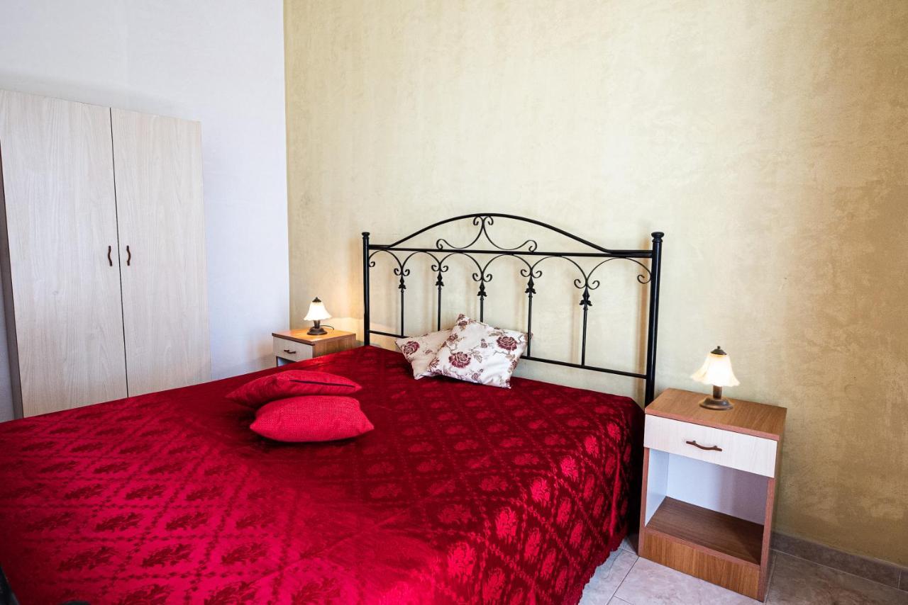 Mancaversa Gallipoli Casa Vacanza Stefania Apartment Marina di Mancaversa Bagian luar foto